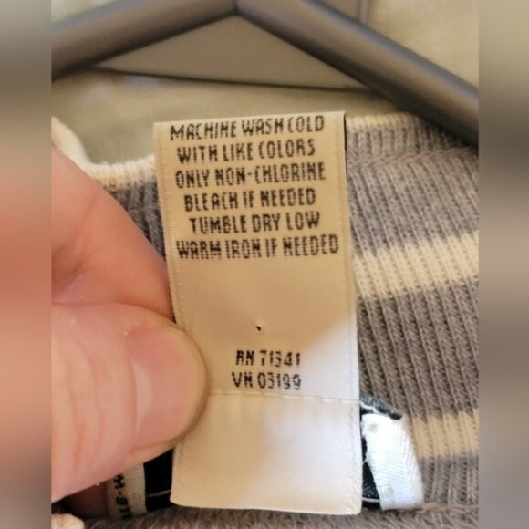 L.L. Bean 100% Cotton 1/4 Zip Sweater - Picture 4 of 7